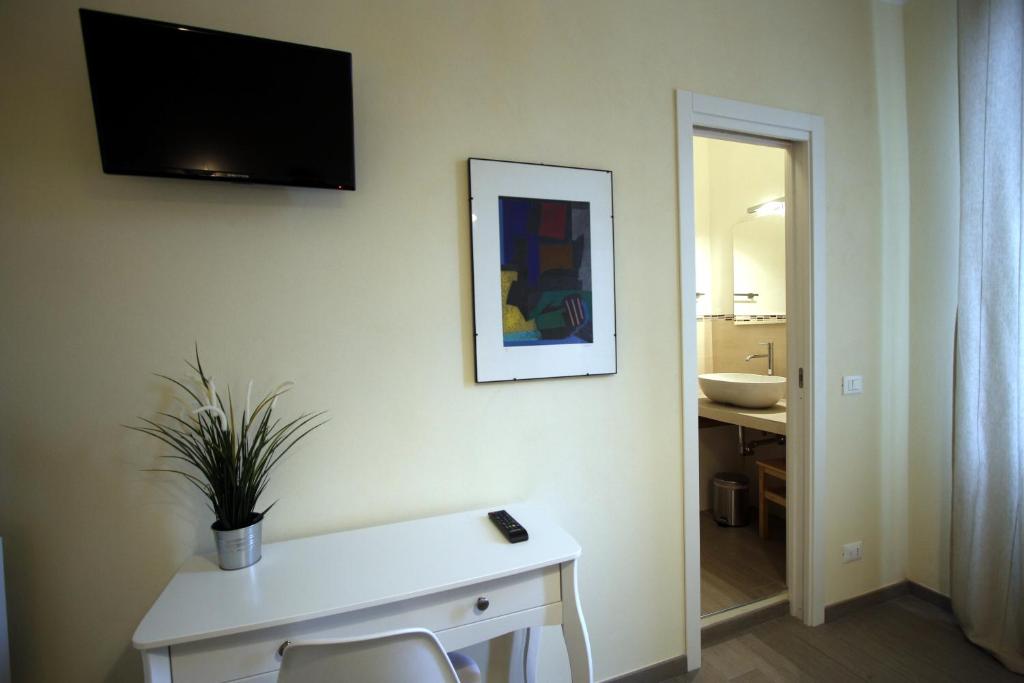 The Old Station Rooms room 6